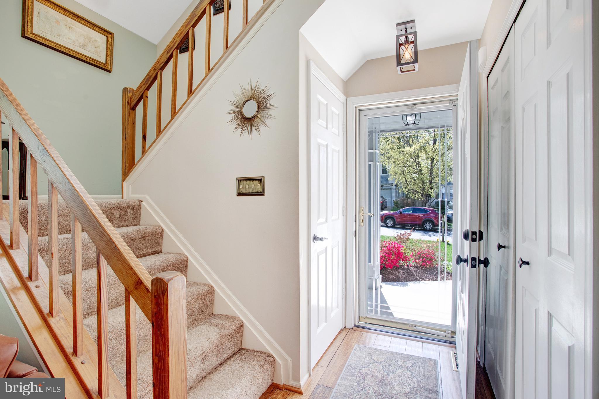 LAKE RIDGE - Residential