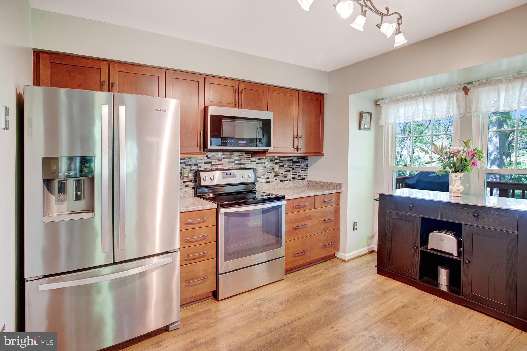 LAKE RIDGE - Residential