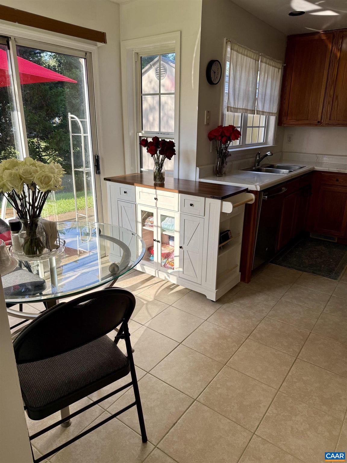 FOREST LAKES - Residential