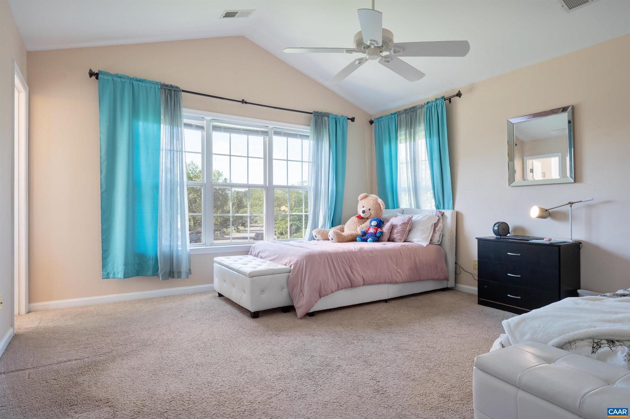 FOREST LAKES - Residential