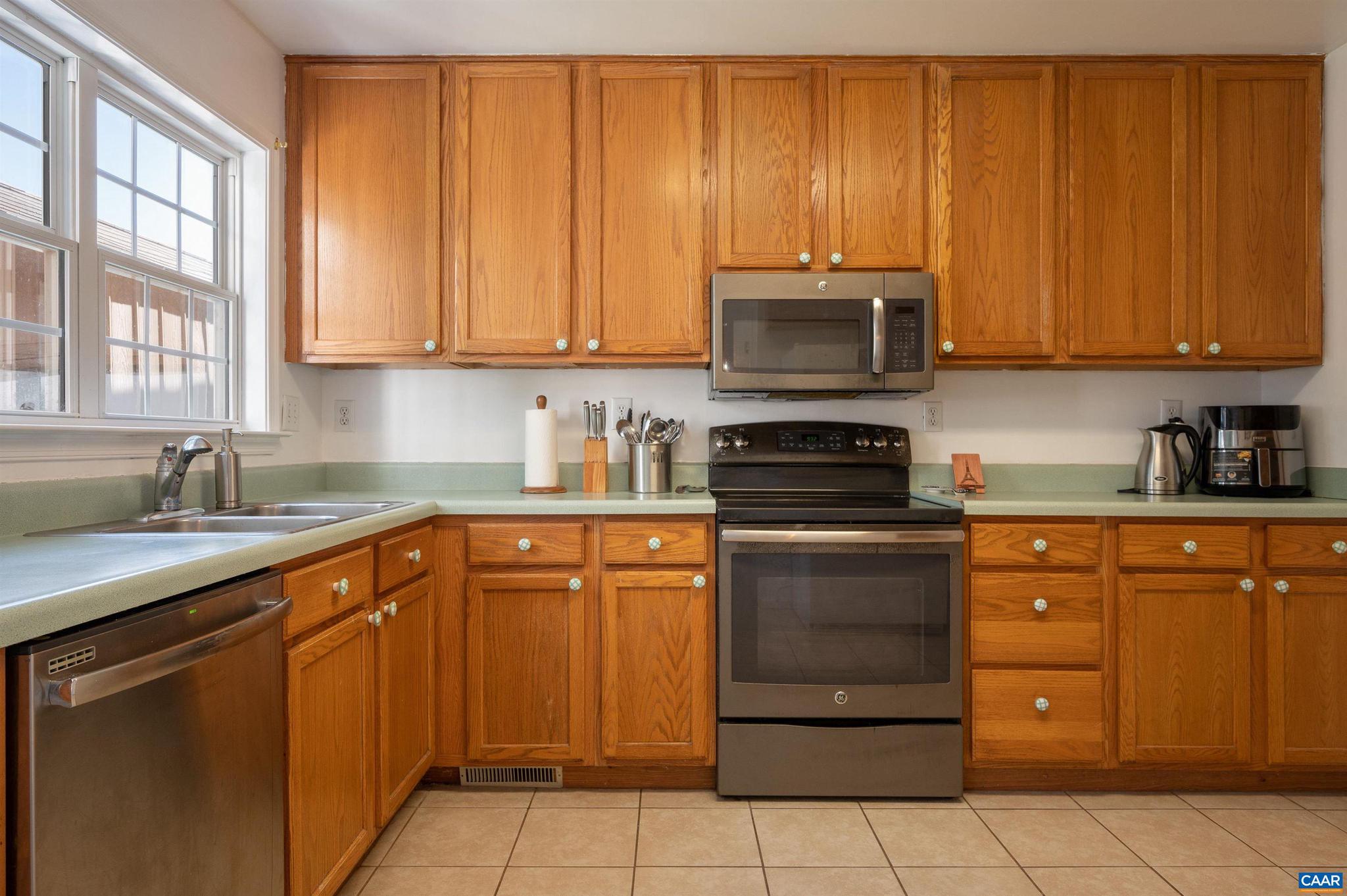 FOREST LAKES - Residential