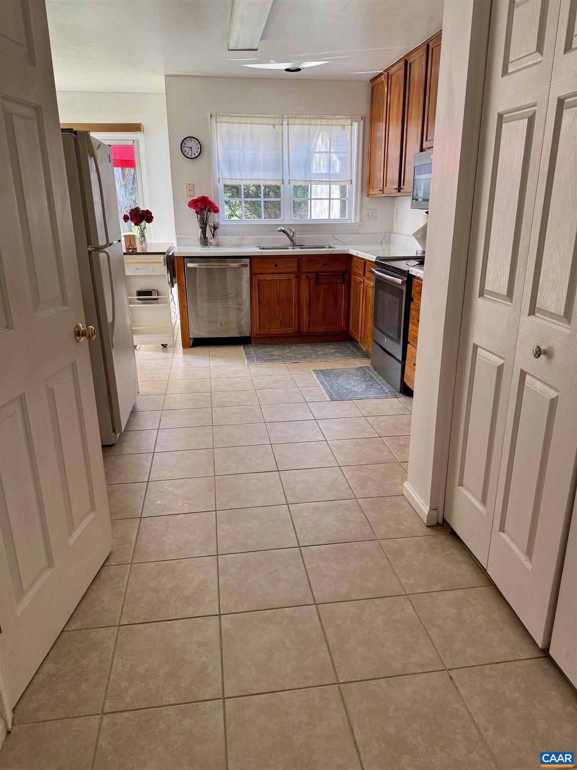 FOREST LAKES - Residential