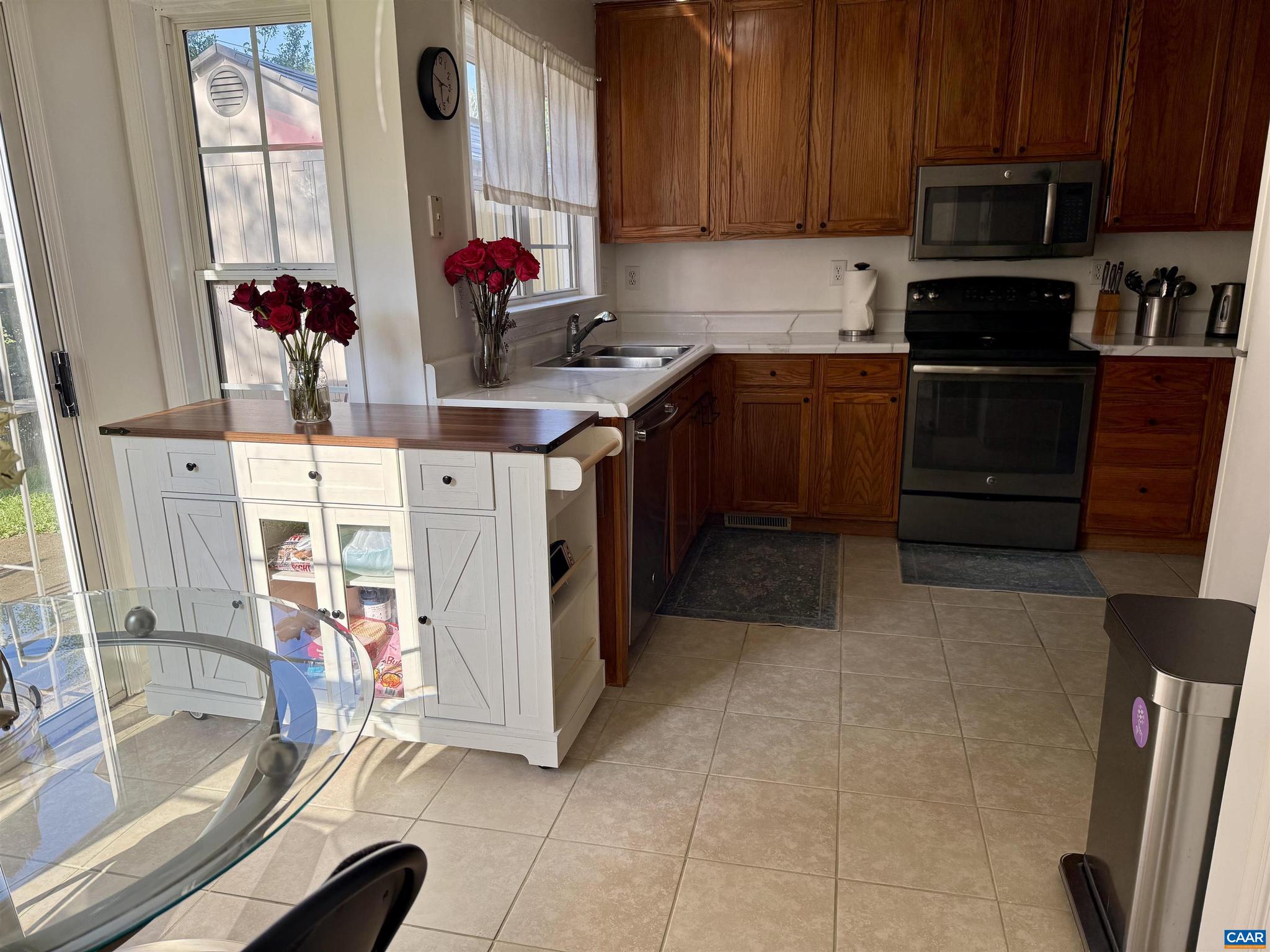 FOREST LAKES - Residential