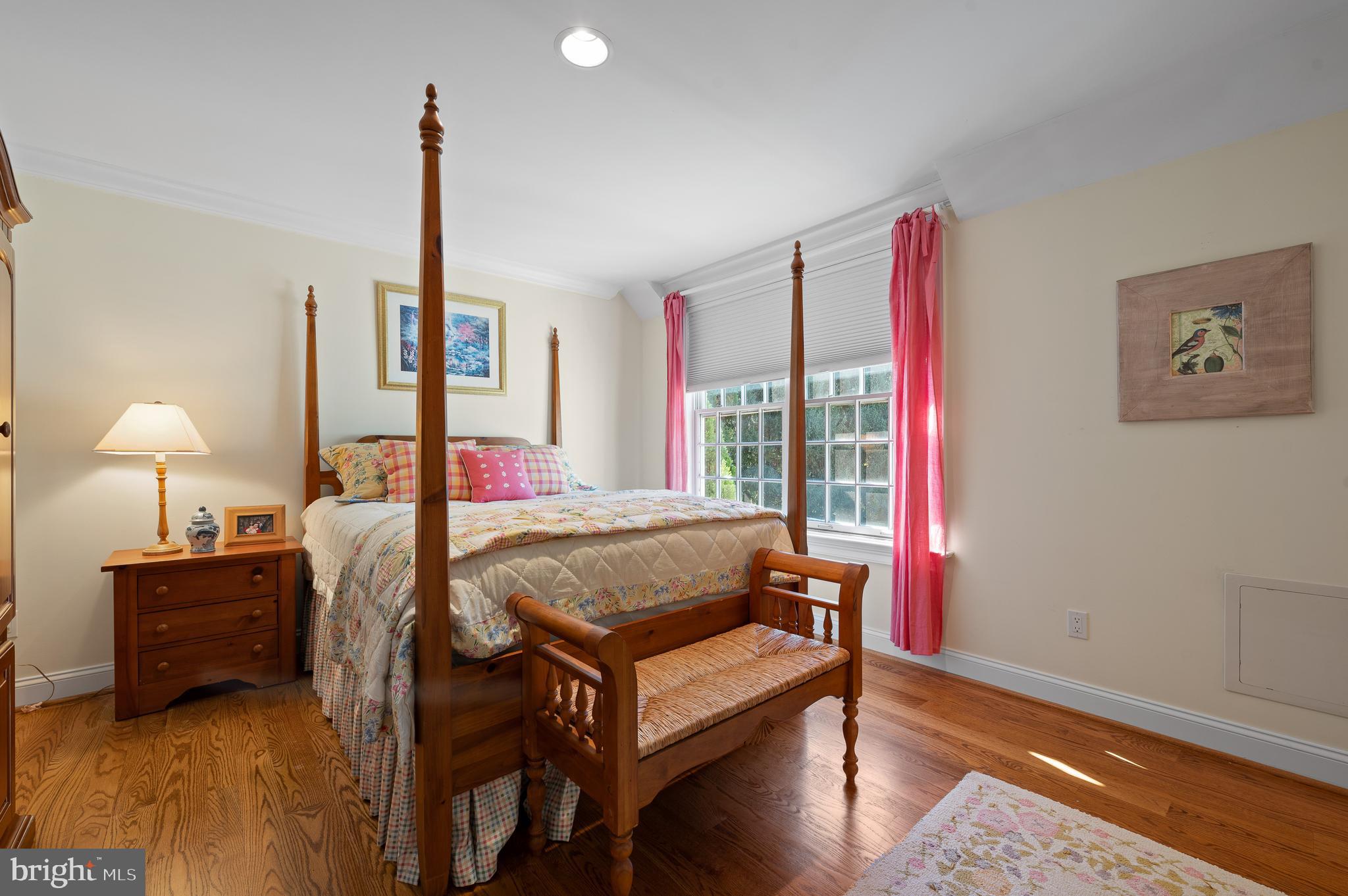 ARONWOLD - Residential