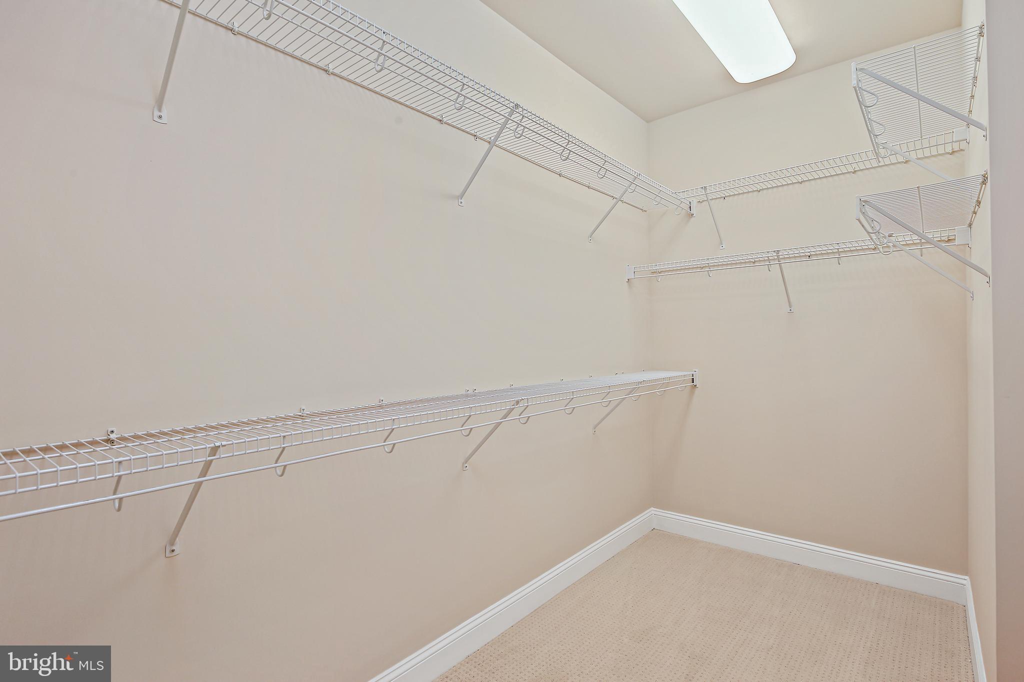 FALLSGROVE - Residential