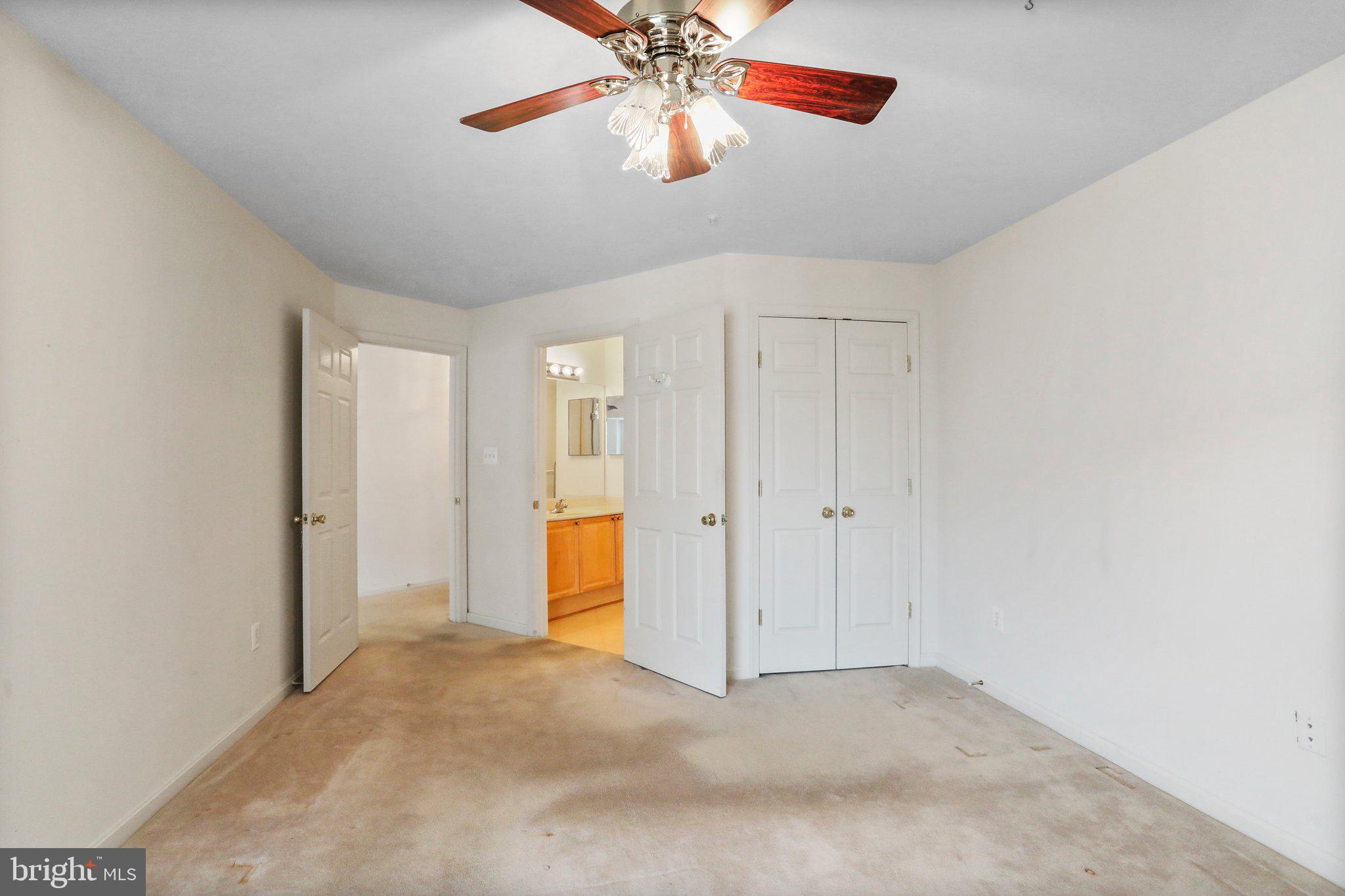 ECHO GLEN - Residential