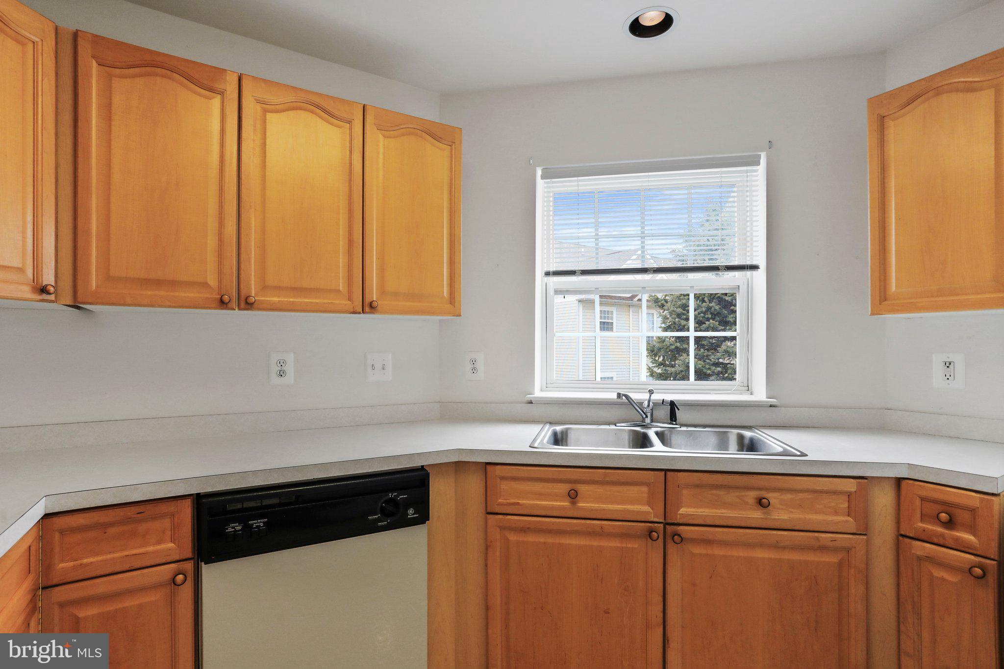 ECHO GLEN - Residential