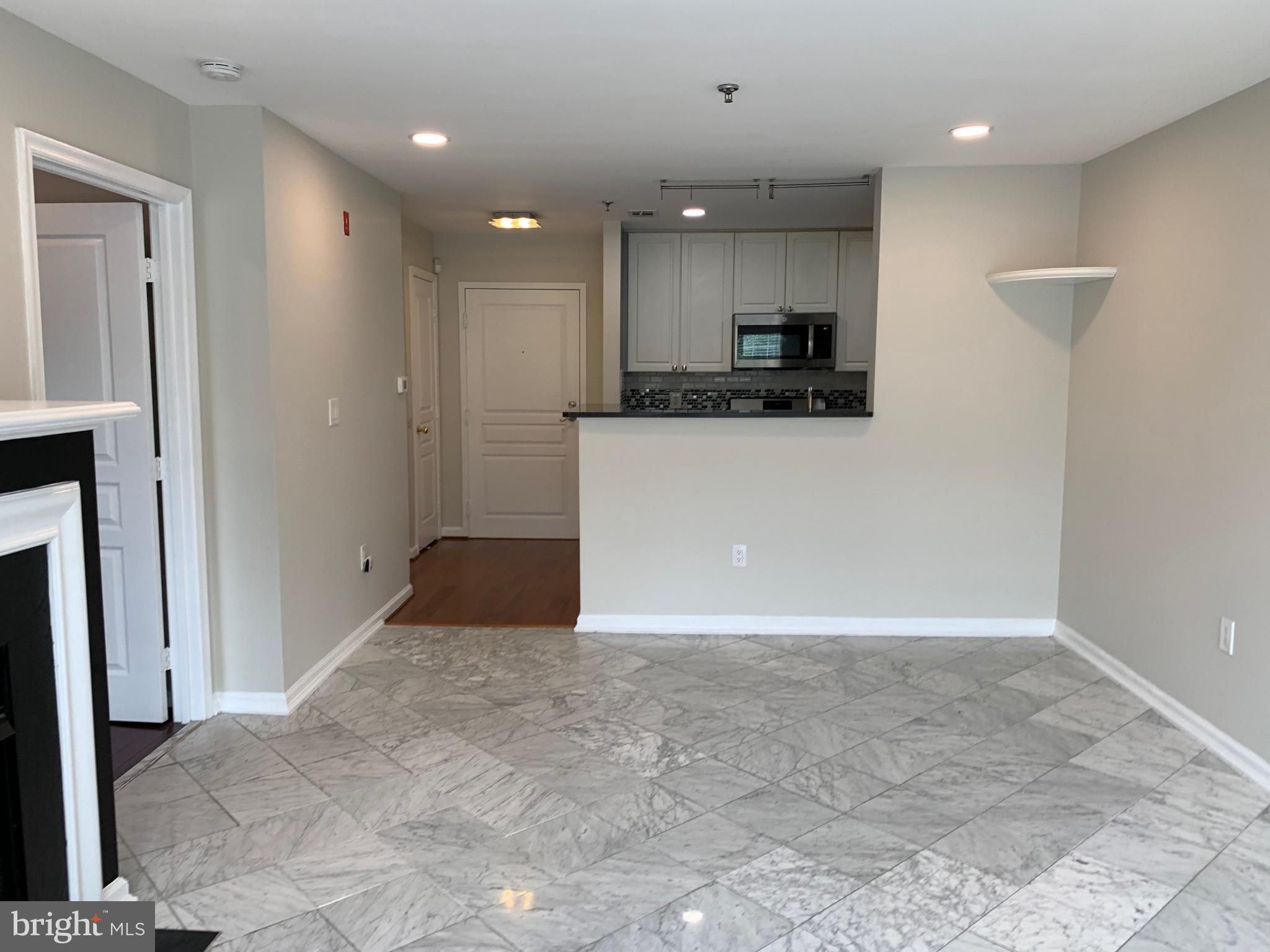 SAVOY PARK CONDOMINIUMS - Residential Lease