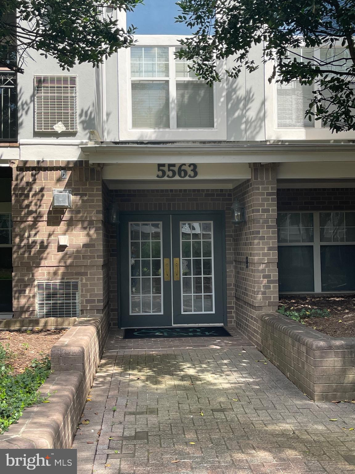 SAVOY PARK CONDOMINIUMS - Residential Lease