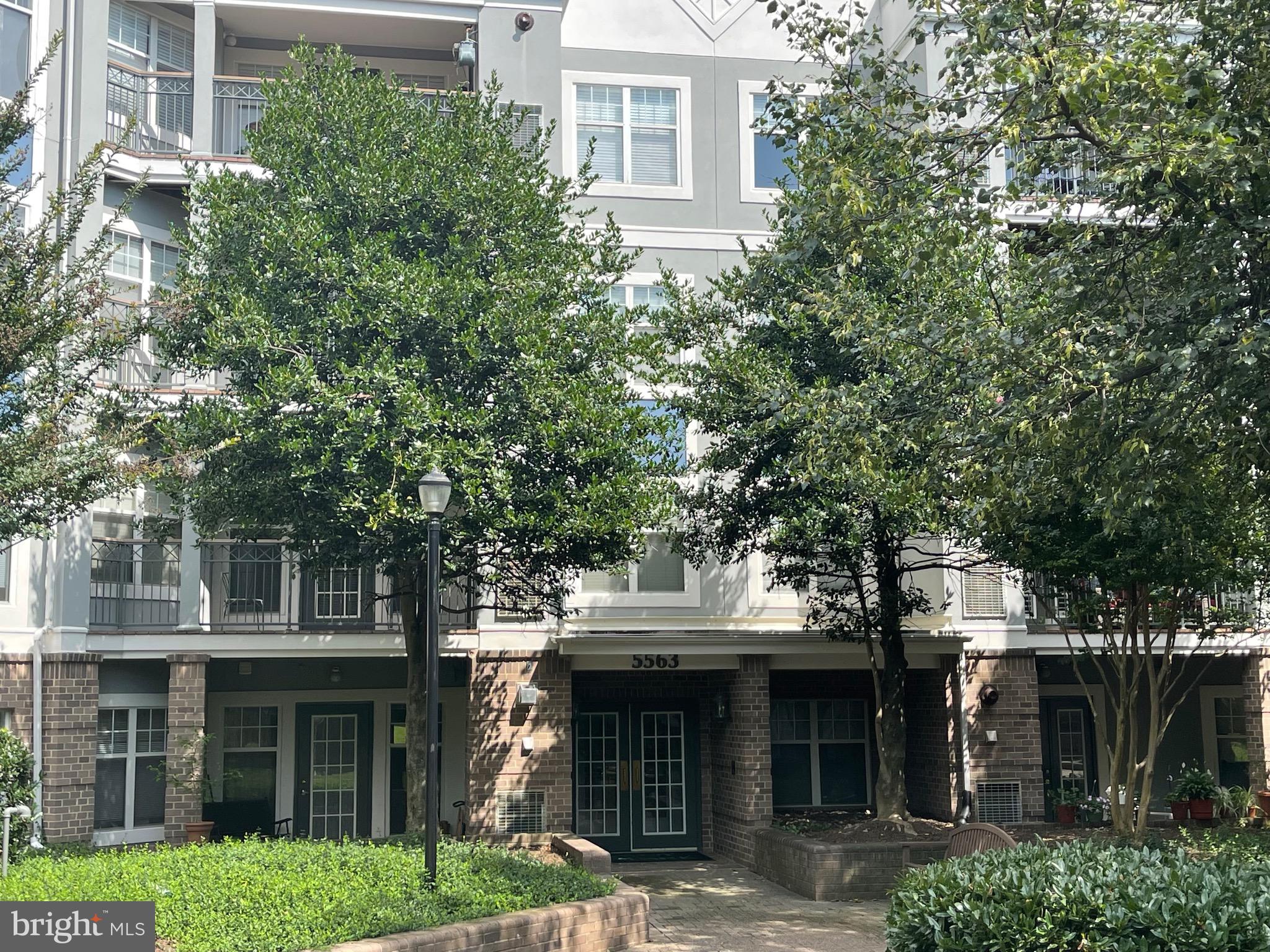 SAVOY PARK CONDOMINIUMS - Residential Lease