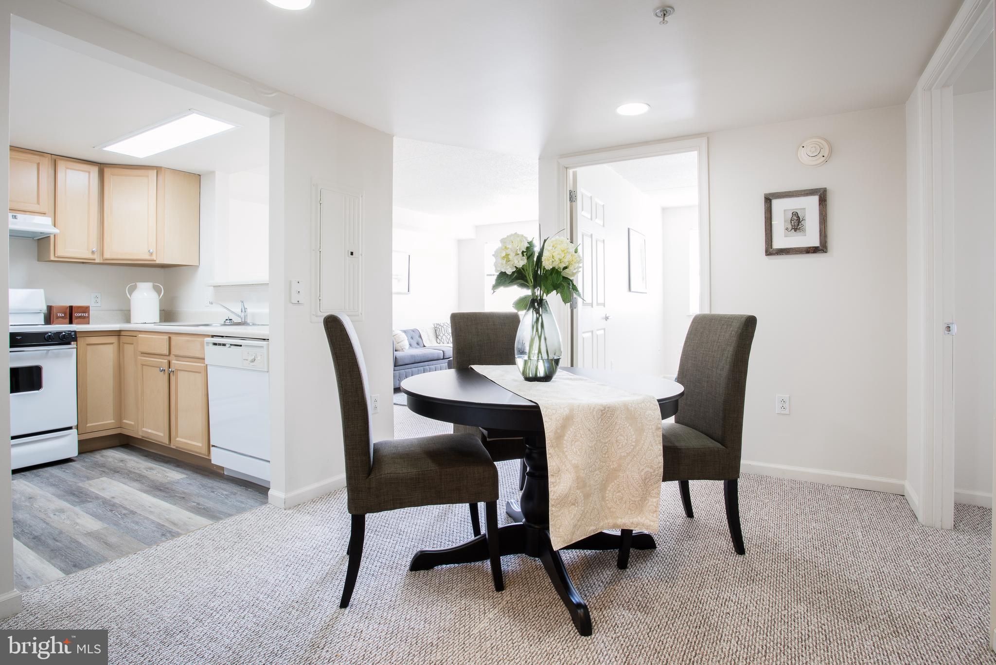 ASHBRIDGE - Residential Lease