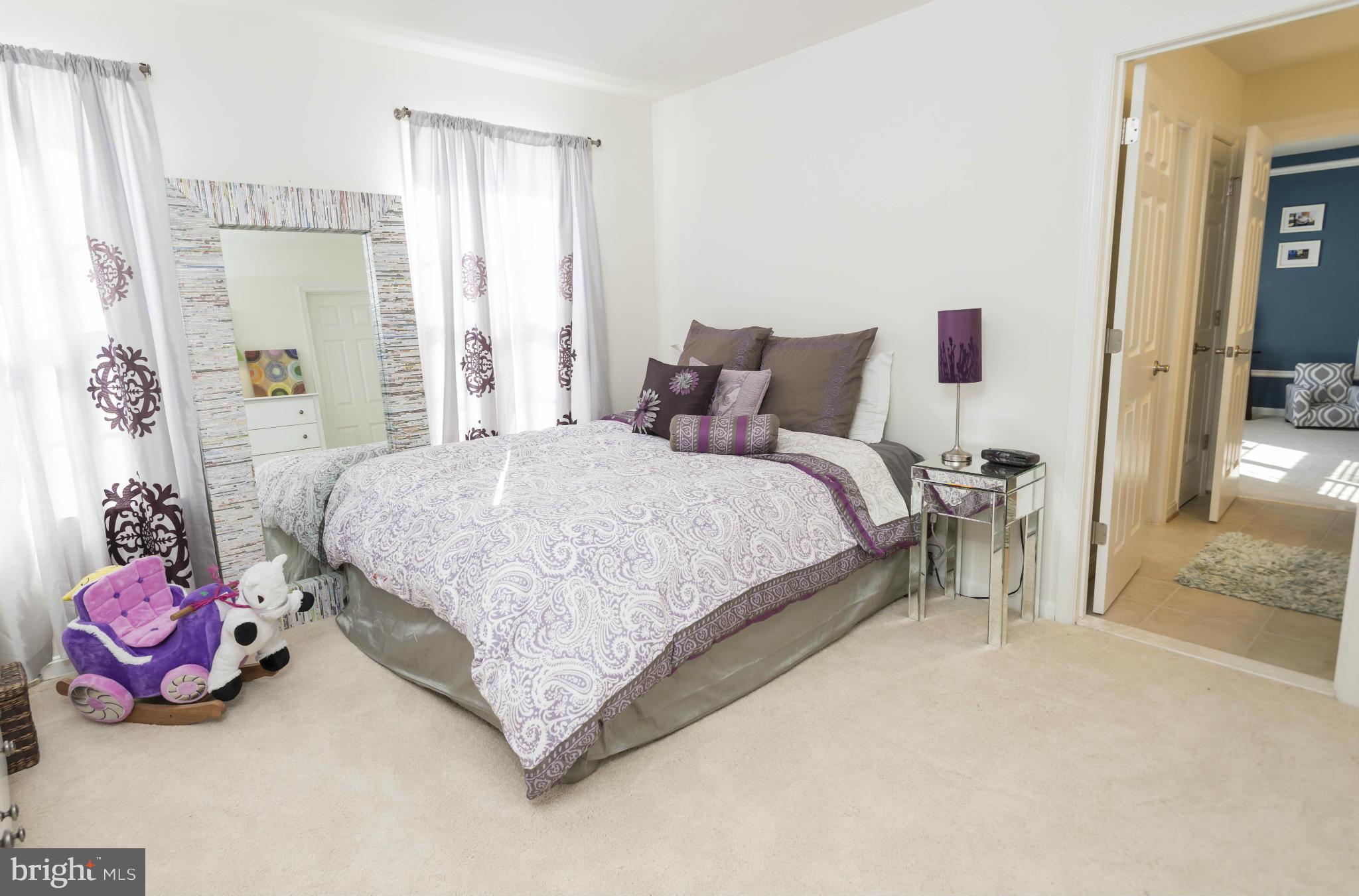 THE PARKE AT MOUNT WASHINGTON - Residential