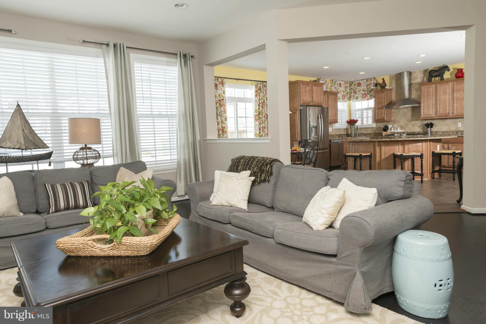 THE PARKE AT MOUNT WASHINGTON - Residential