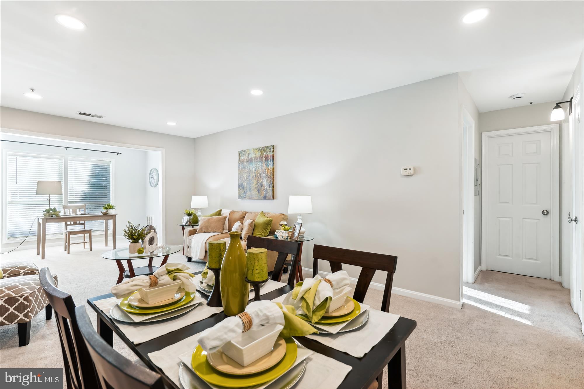 THE FOUR WINDS AT OAKTON - Residential