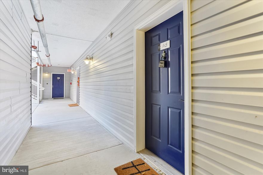 Ready to move in! This nicely updated condo is located near shops, public transportation, schools and parks. Recent updates include recessed lighting, new bathroom vanity, and stainless steel appliances. a den adjoins the living room and provides access to your own private patio. A community pool and work out room are nice community features.