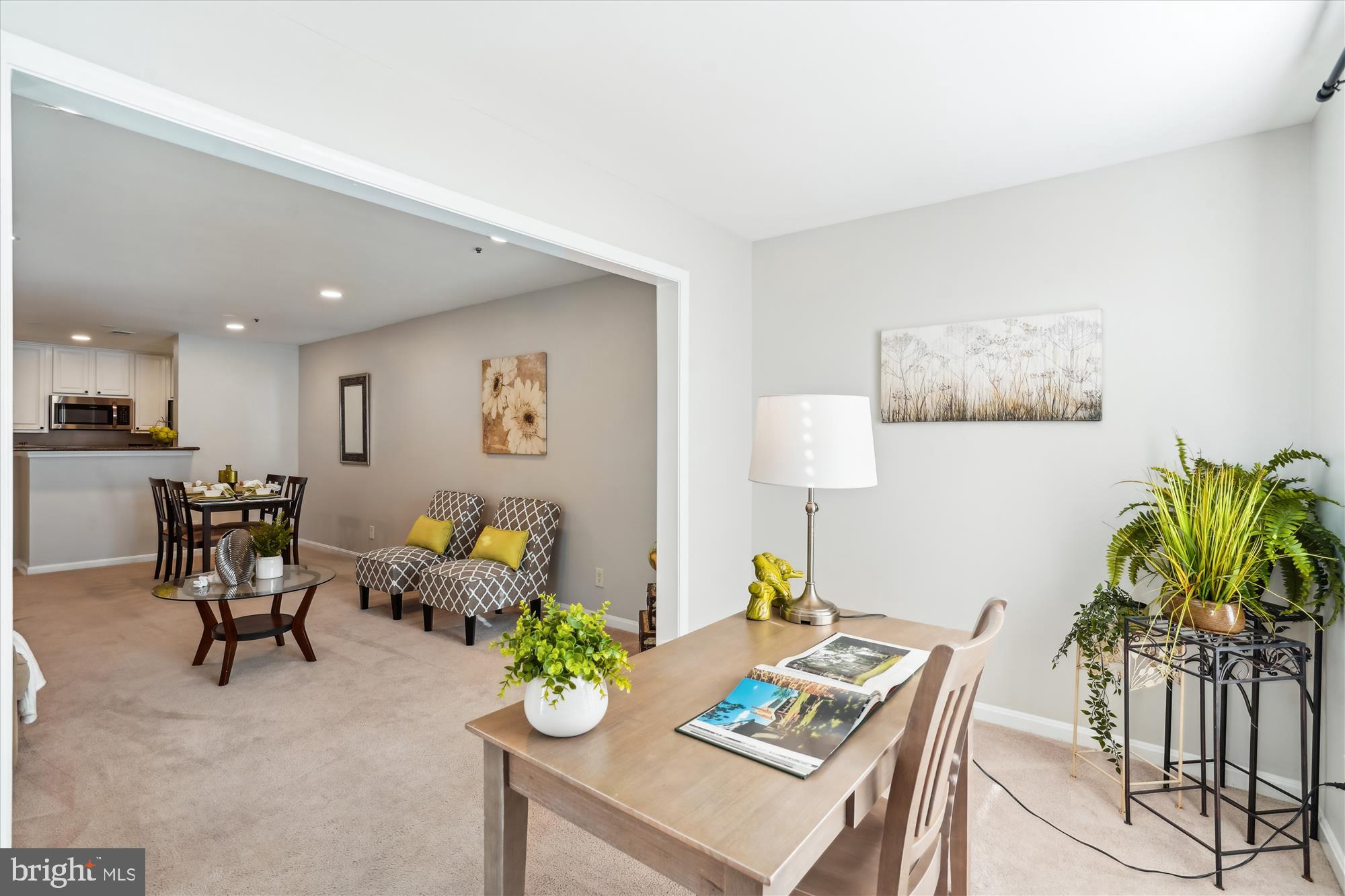 THE FOUR WINDS AT OAKTON - Residential