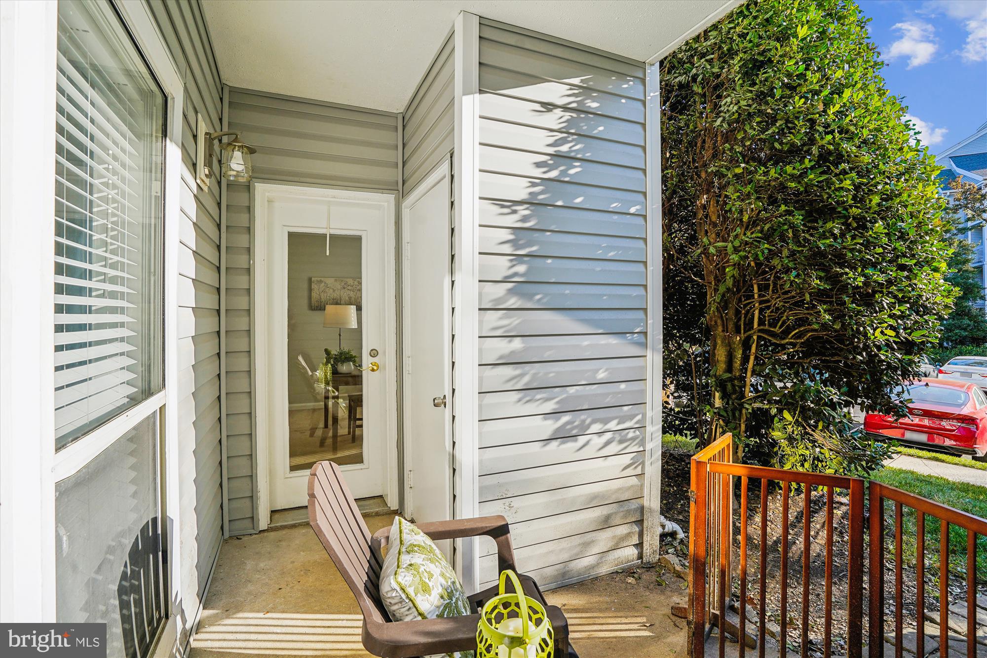 THE FOUR WINDS AT OAKTON - Residential