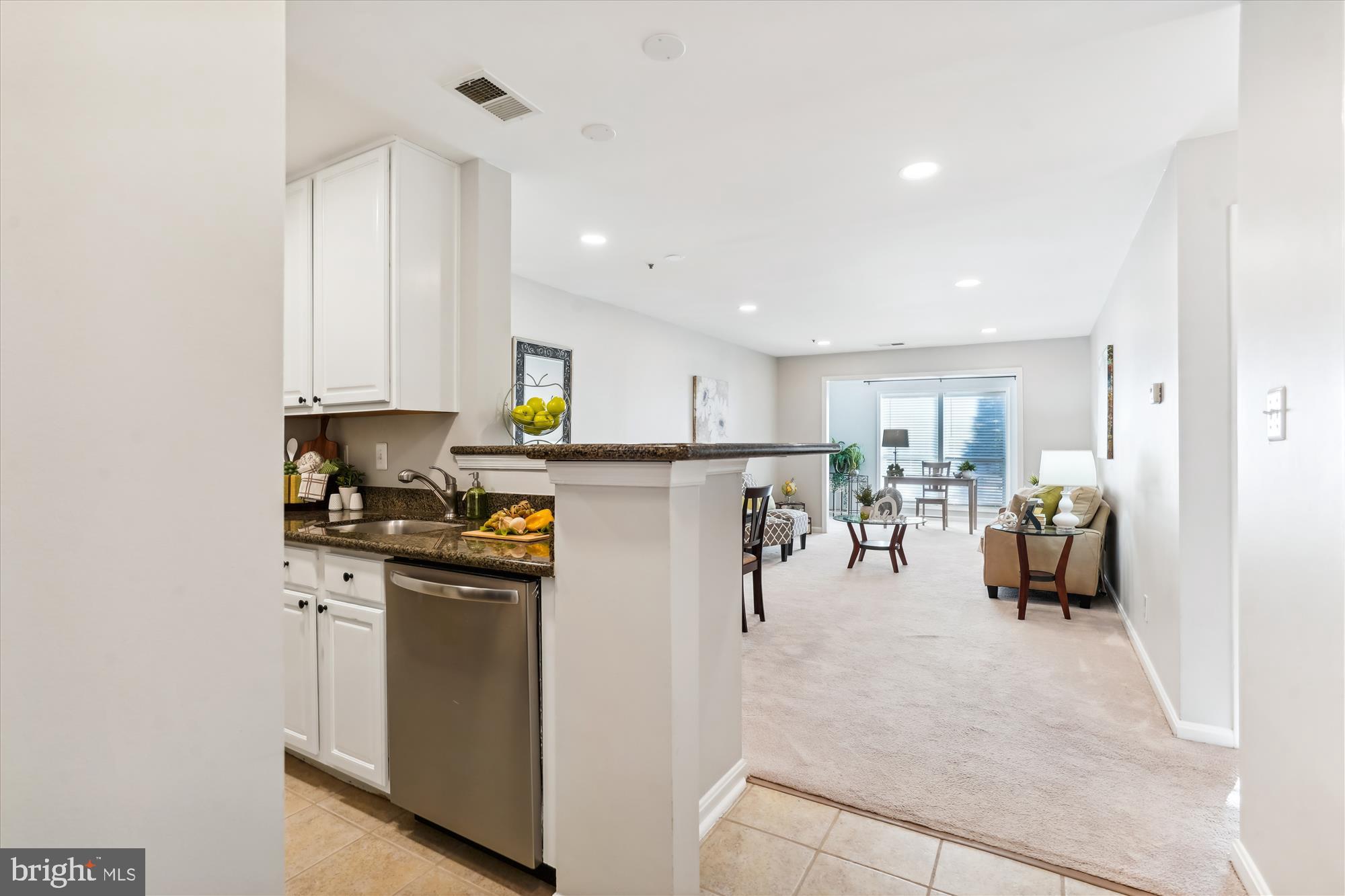 THE FOUR WINDS AT OAKTON - Residential