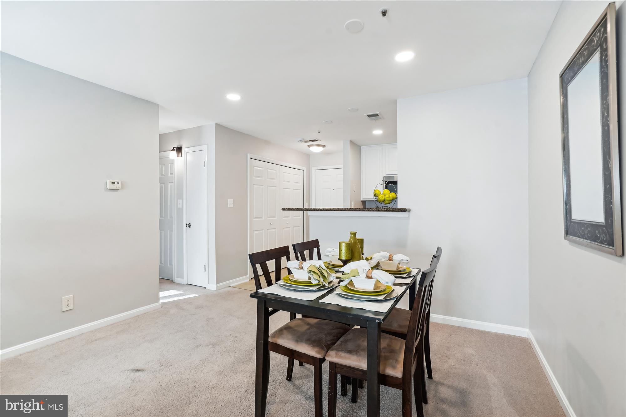 THE FOUR WINDS AT OAKTON - Residential