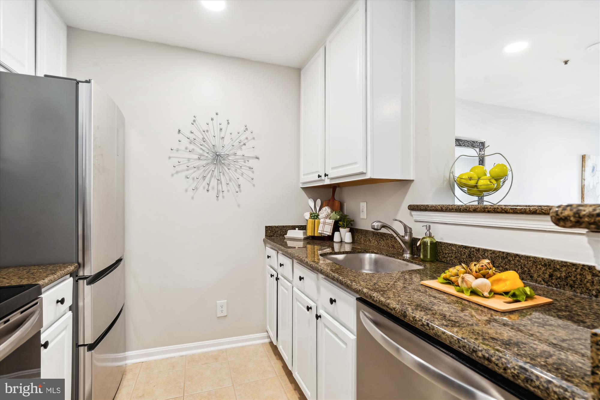 THE FOUR WINDS AT OAKTON - Residential