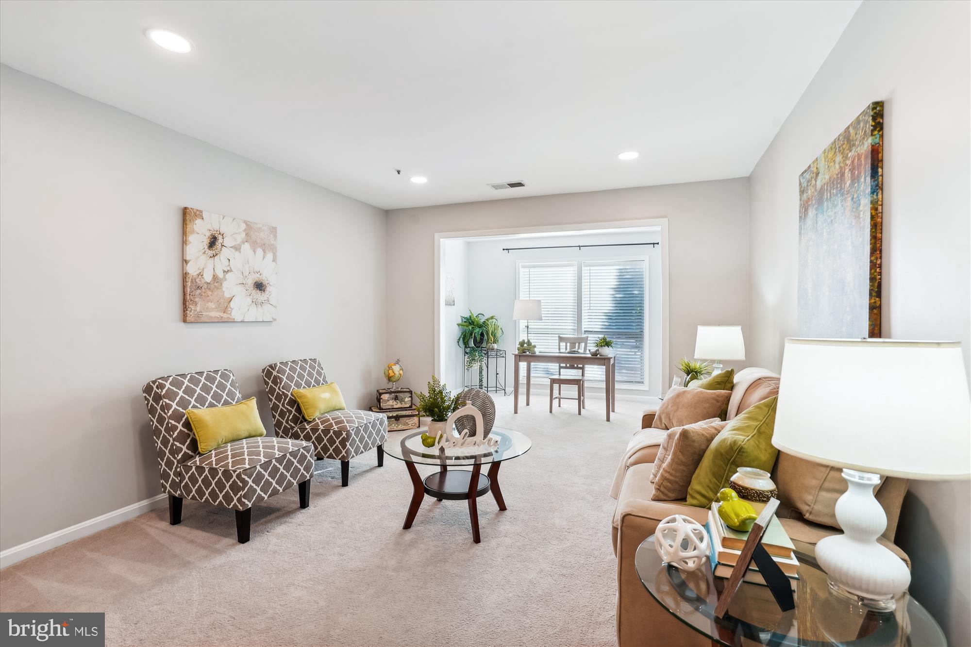 THE FOUR WINDS AT OAKTON - Residential