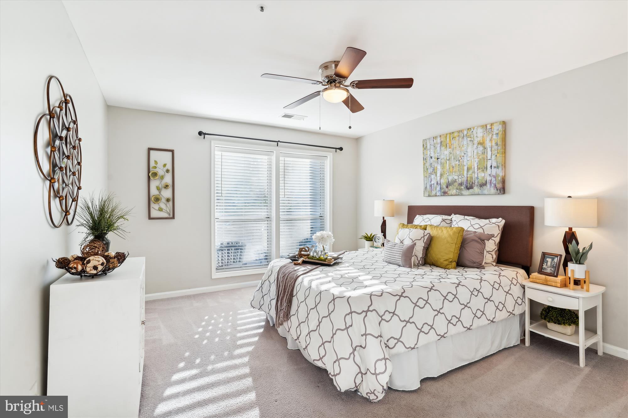 THE FOUR WINDS AT OAKTON - Residential