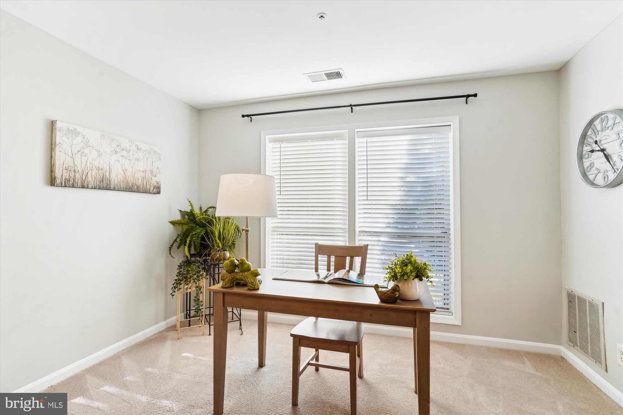 THE FOUR WINDS AT OAKTON - Residential