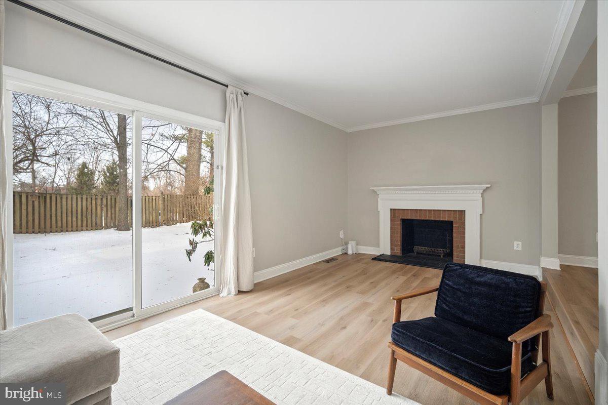 BURGUNDY KNOLLS - Residential