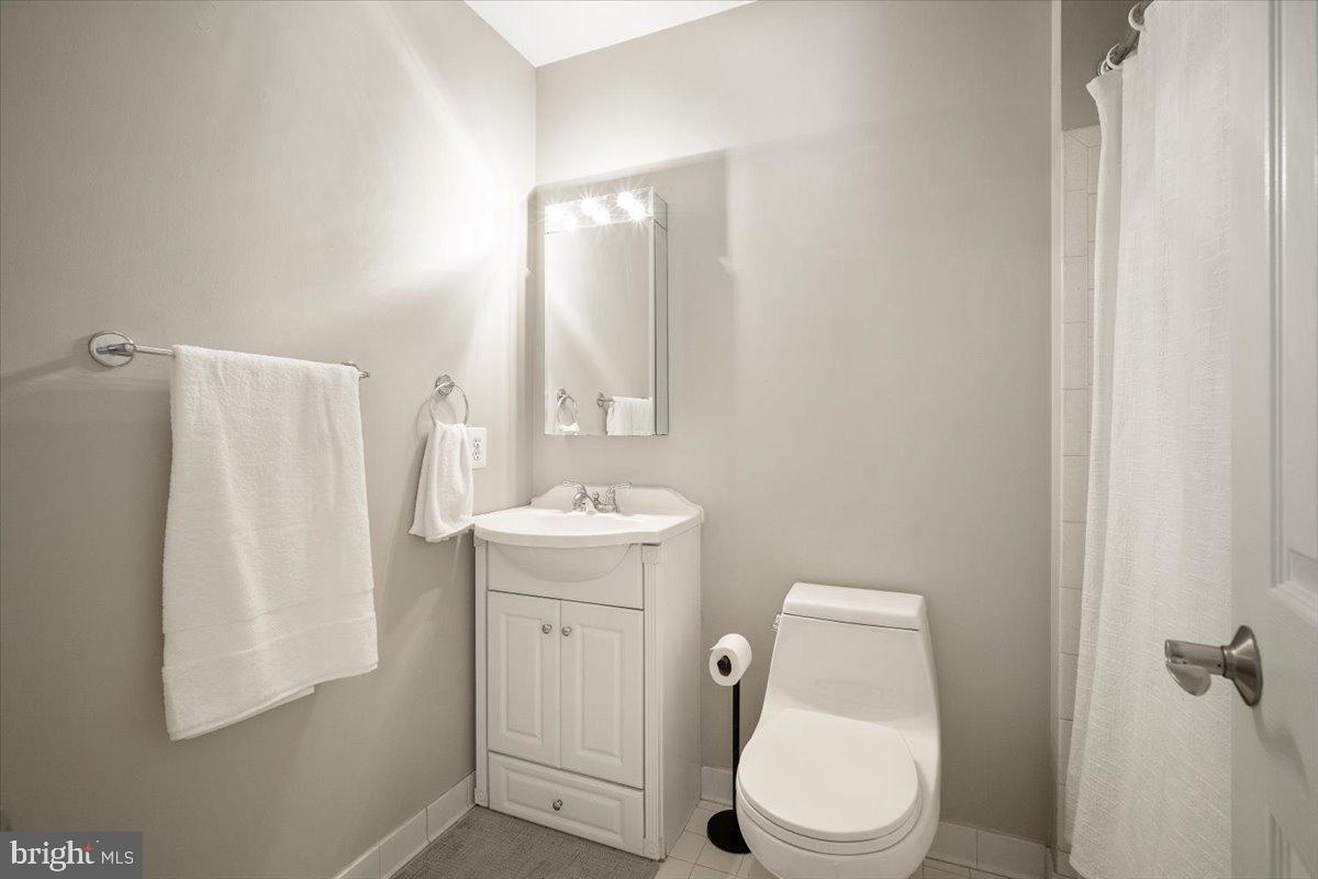 BURGUNDY KNOLLS - Residential