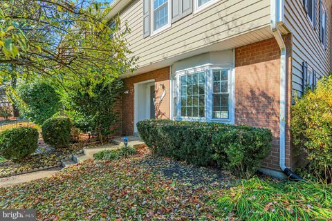 1717 REDGATE FARMS COURT ROCKVILLE MD 20850