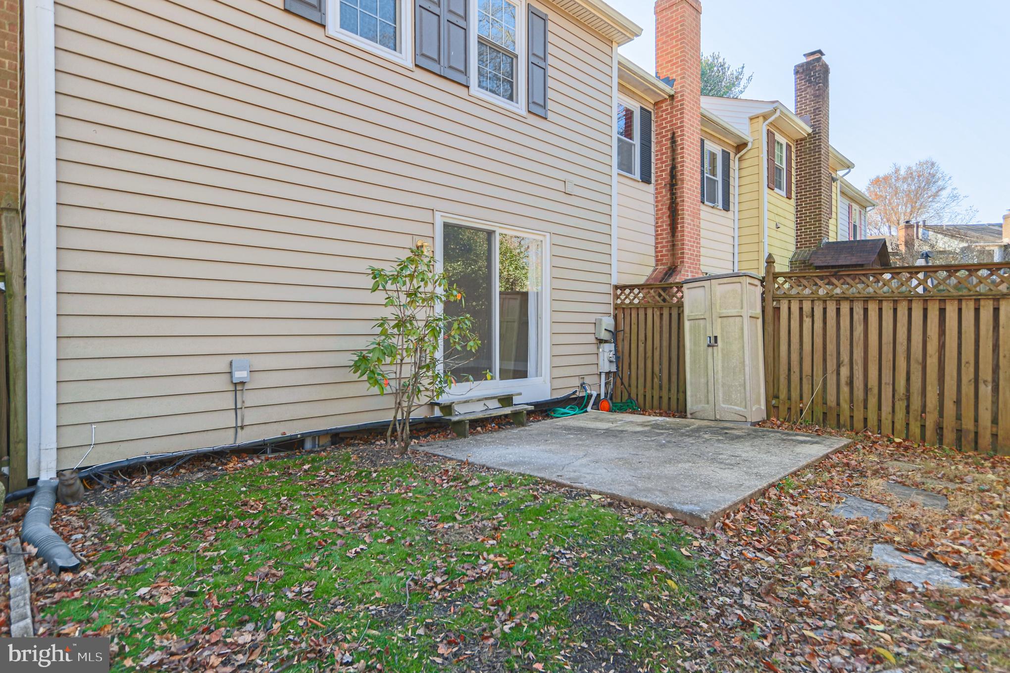 BURGUNDY KNOLLS - Residential