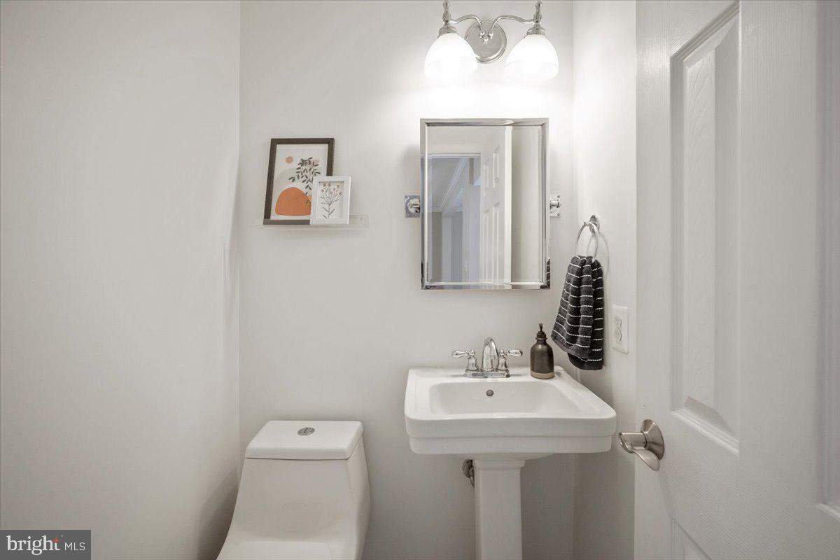 BURGUNDY KNOLLS - Residential