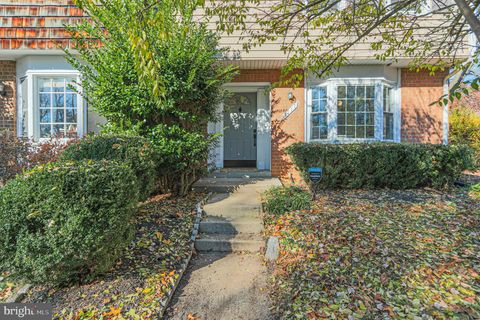 1717 REDGATE FARMS COURT ROCKVILLE MD 20850