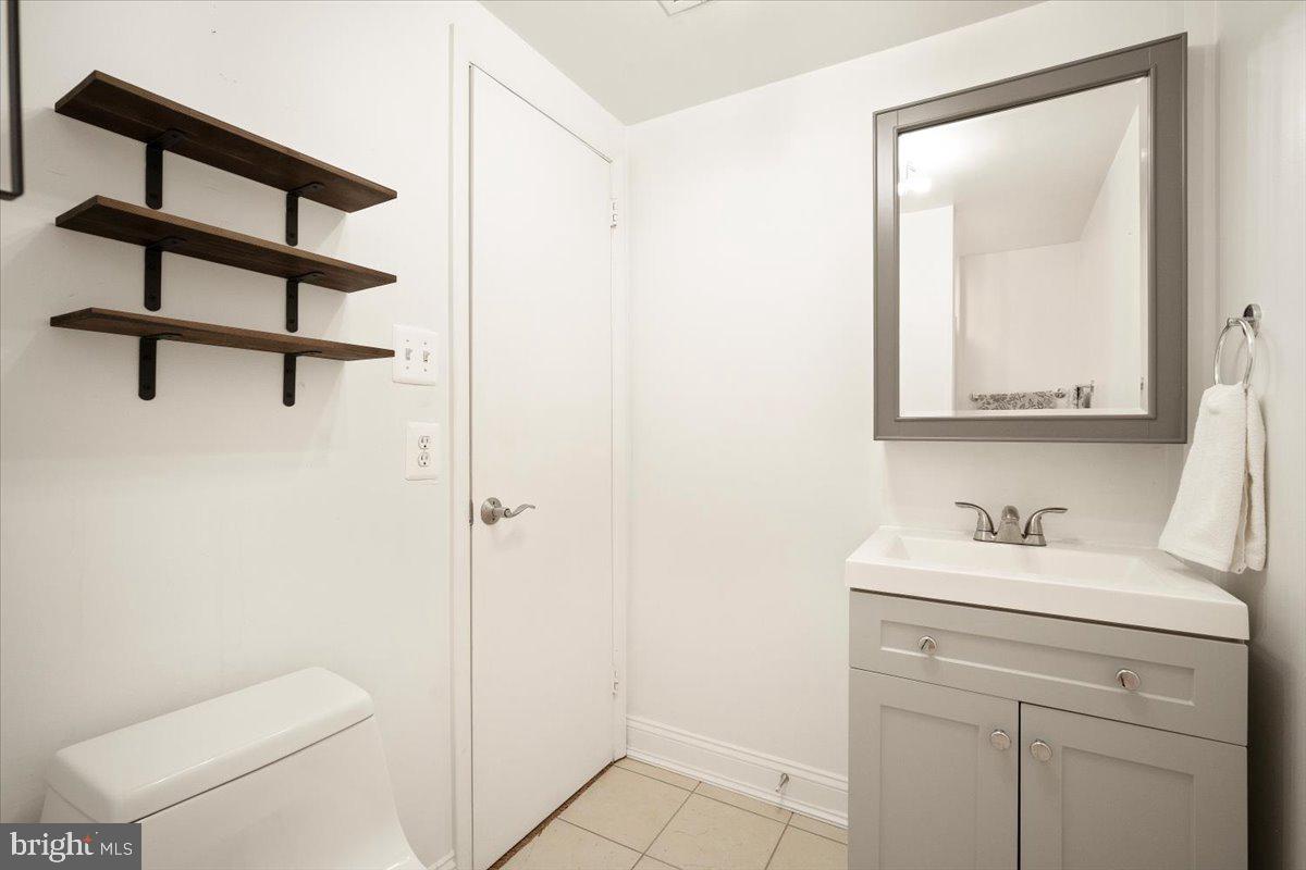 BURGUNDY KNOLLS - Residential