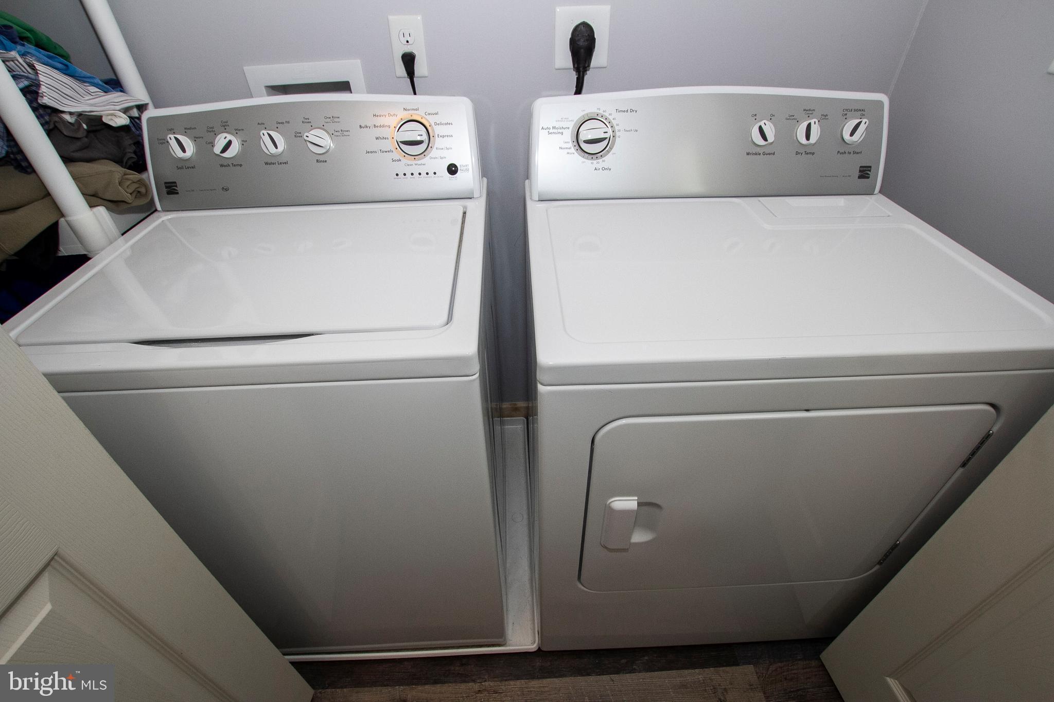 ABERDEEN HILLS - Residential