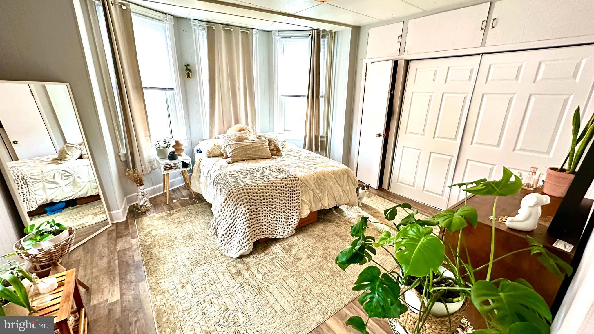 BELLA VISTA - Commercial Sale