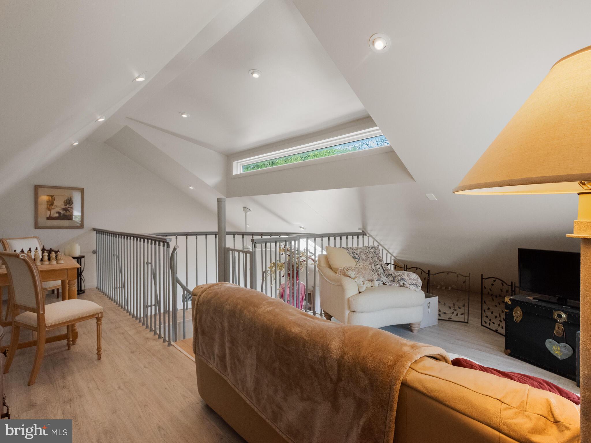 STONEPINE - Residential