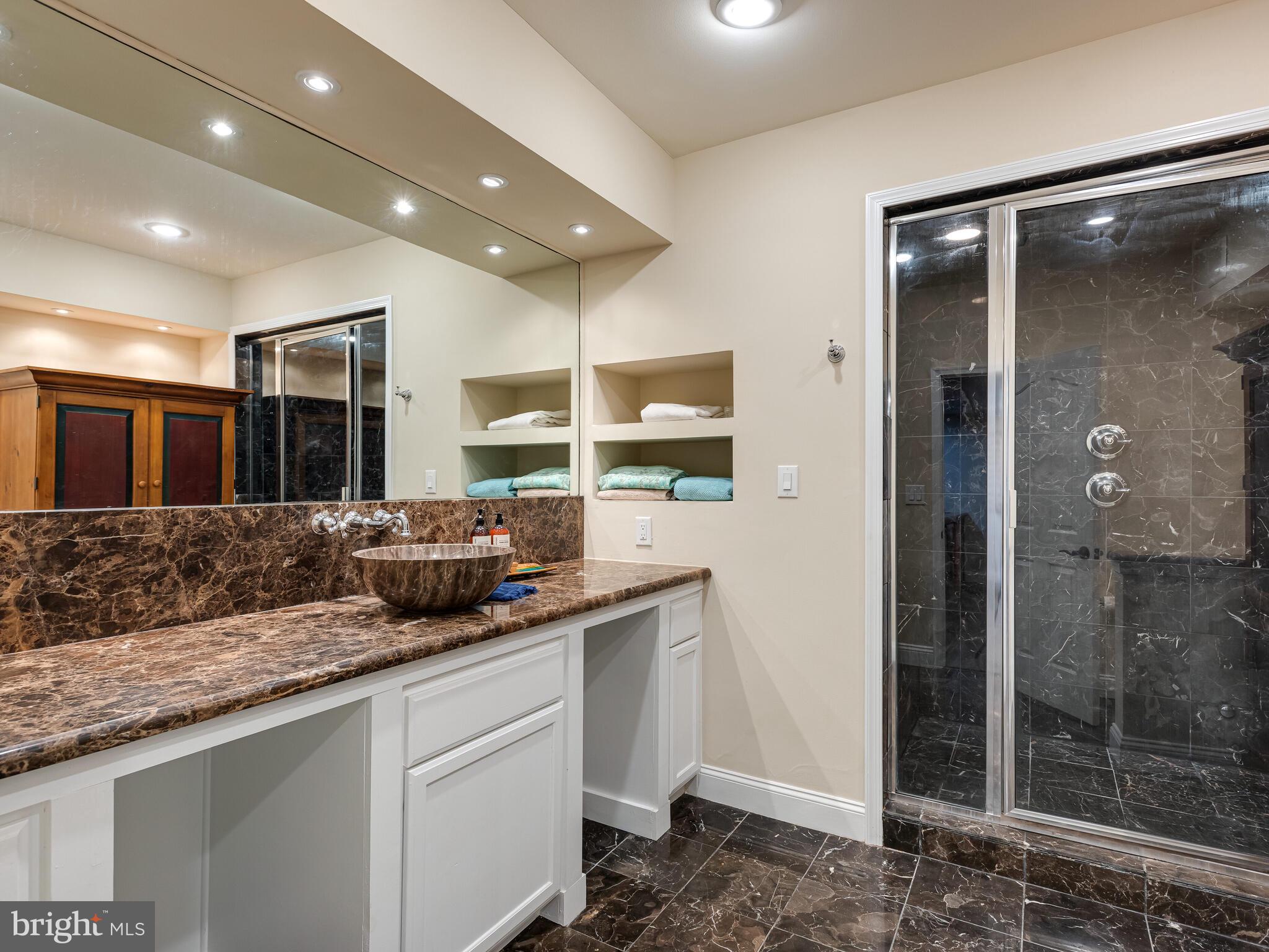 STONEPINE - Residential