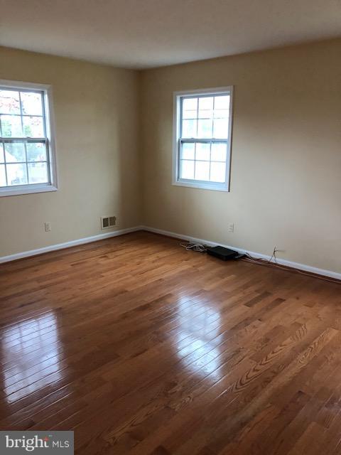 PARKSIDE AT ALEXANDRIA - Residential Lease