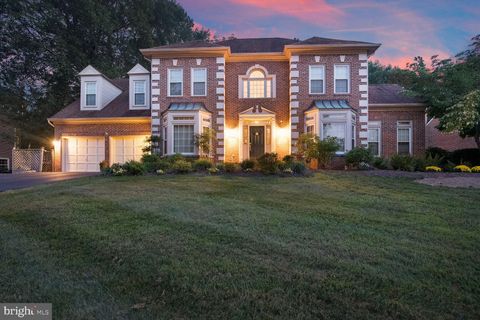 Photo of 11192 Longwood Grove Drive, RESTON, VA 20194 (MLS # VAFX2286450)