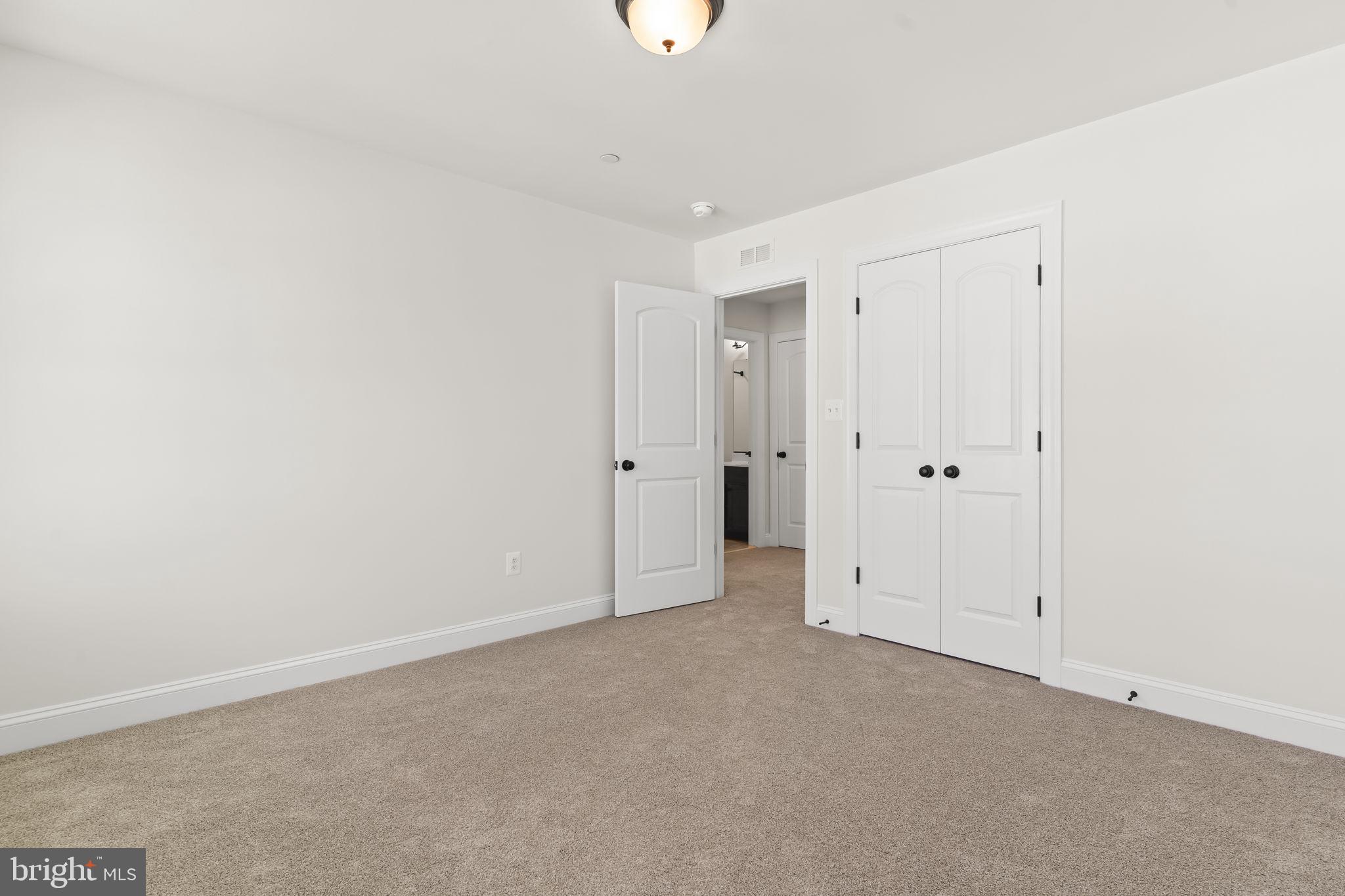 MEADOWS AT TOWN RUN II - Residential