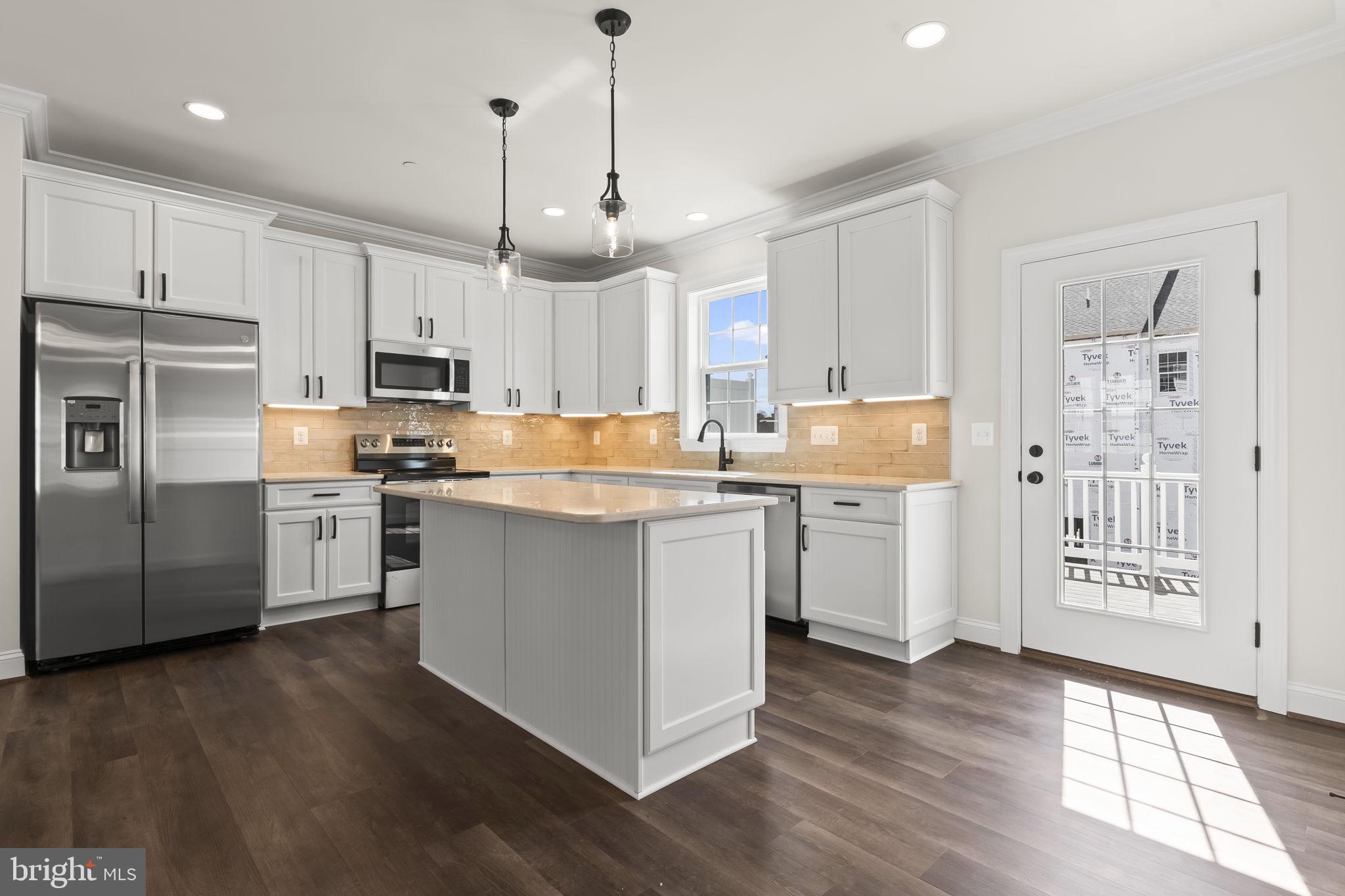 MEADOWS AT TOWN RUN II - Residential