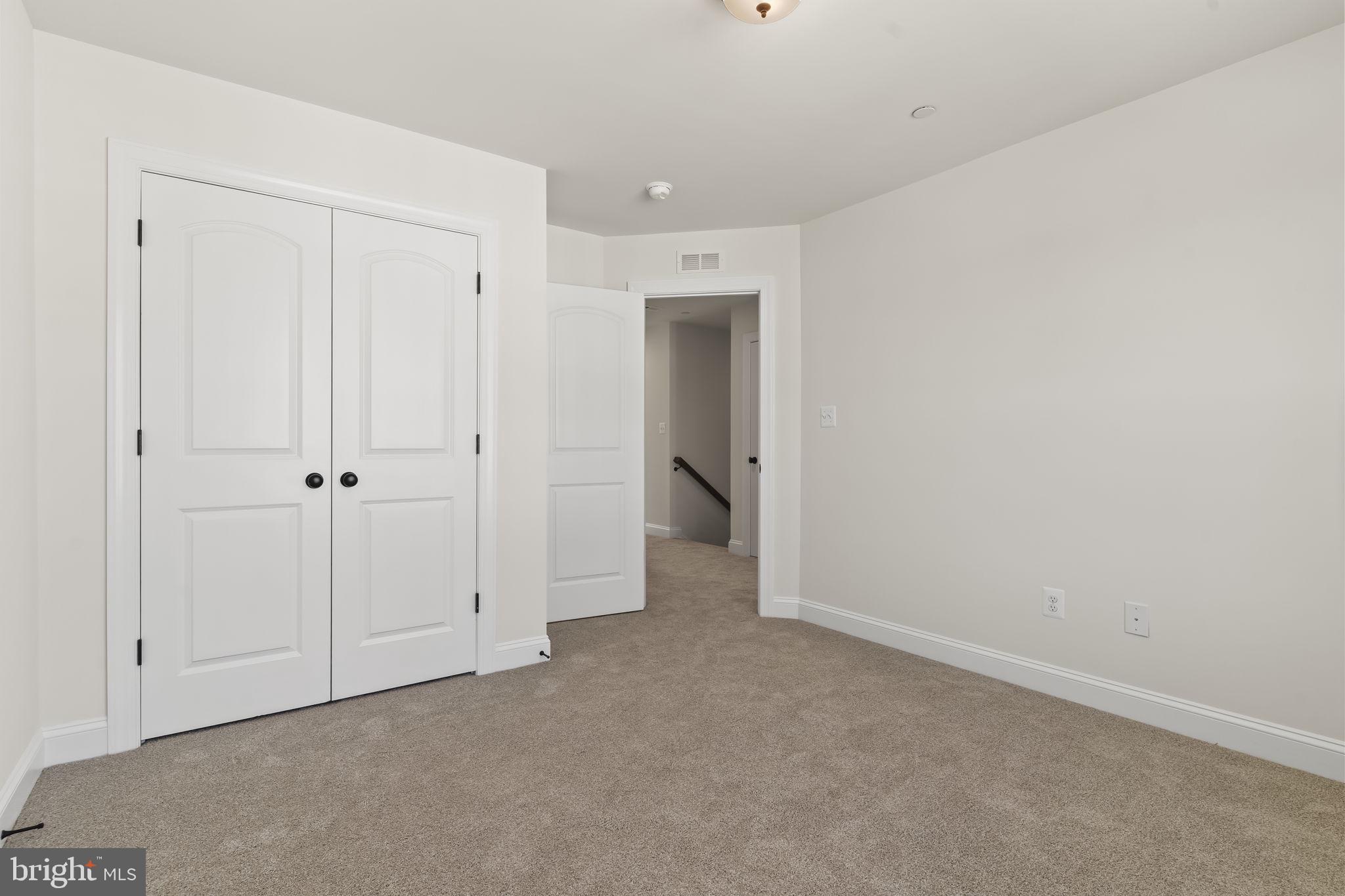 MEADOWS AT TOWN RUN II - Residential