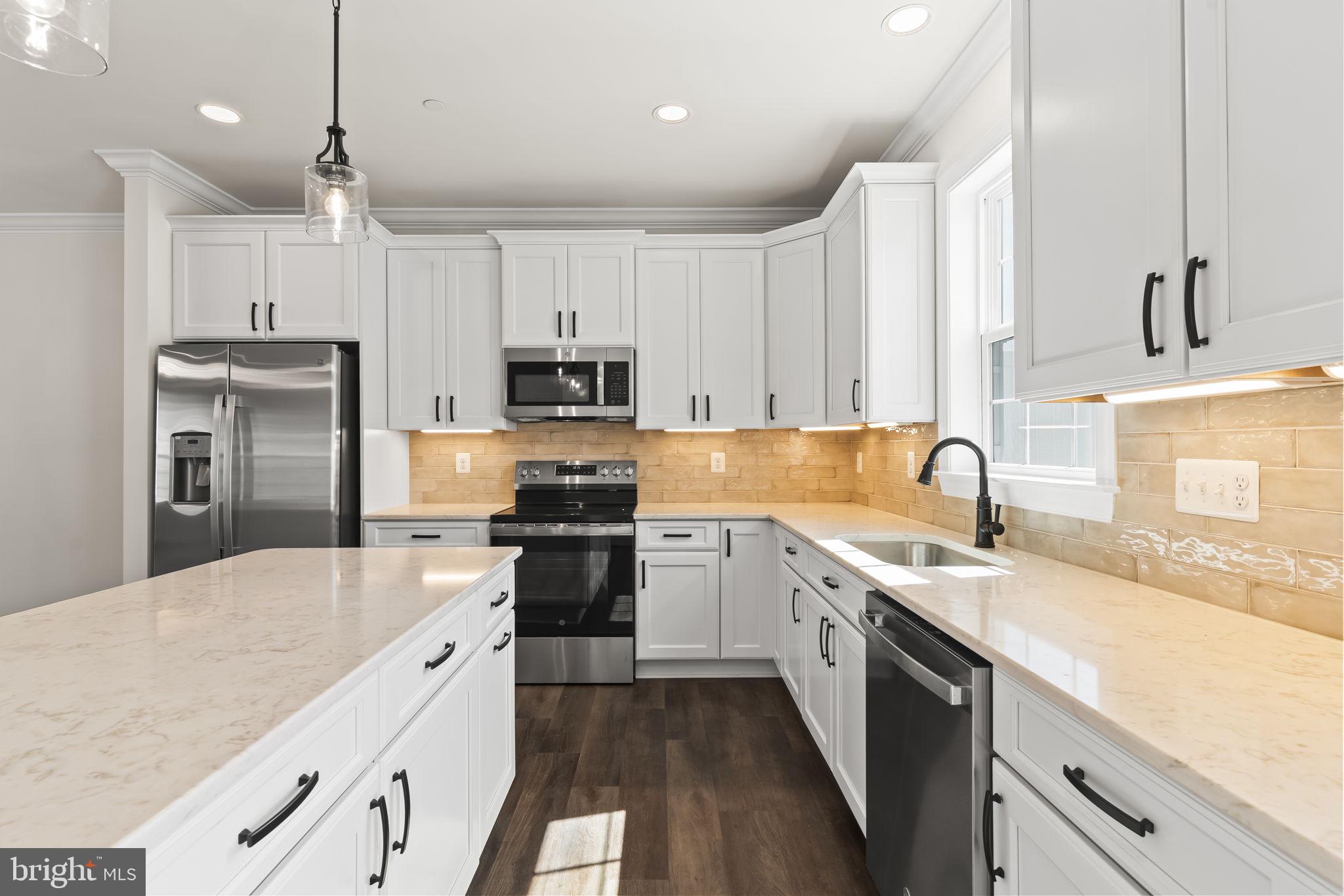 MEADOWS AT TOWN RUN II - Residential