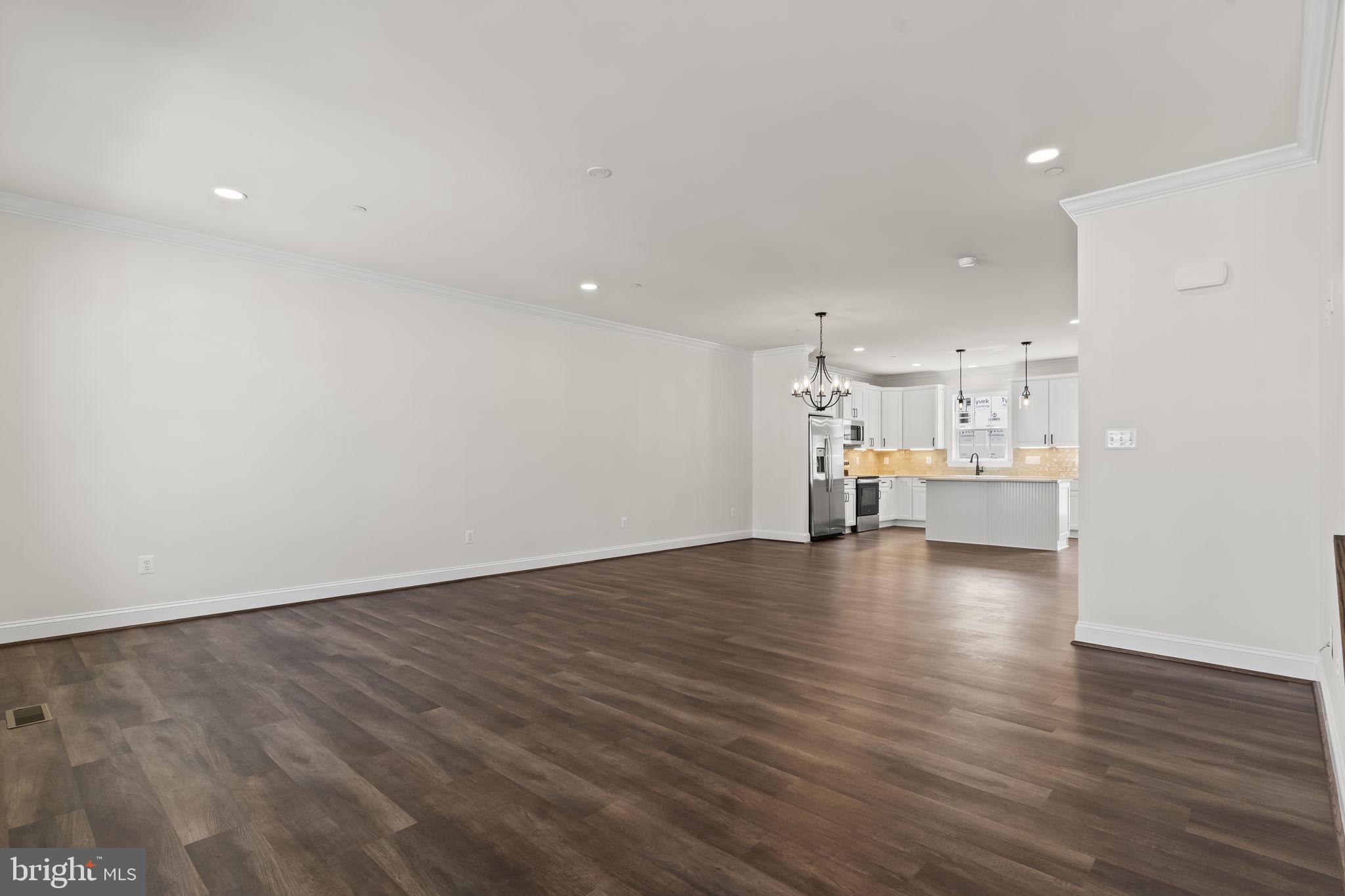 MEADOWS AT TOWN RUN II - Residential