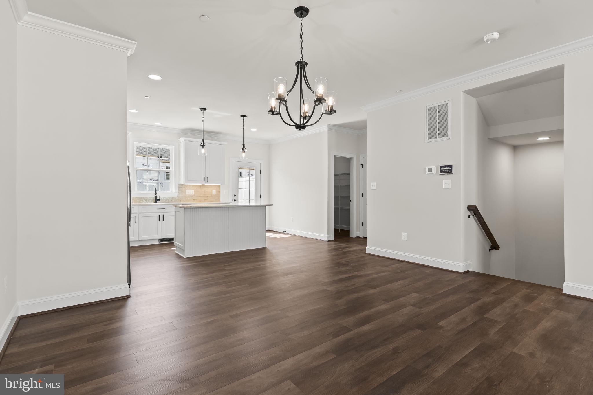 MEADOWS AT TOWN RUN II - Residential