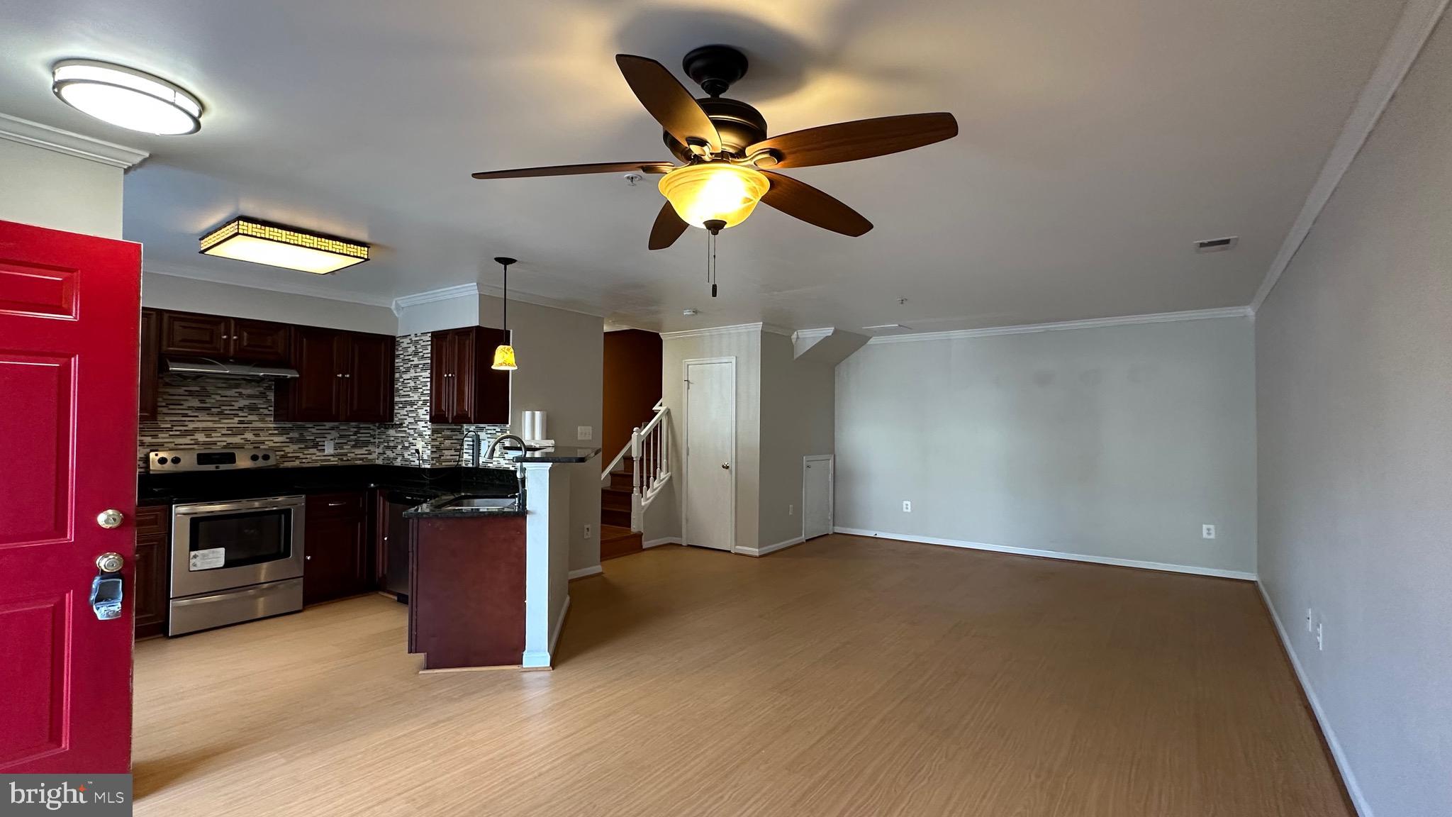 WELLINGTON TRACE - Residential Lease