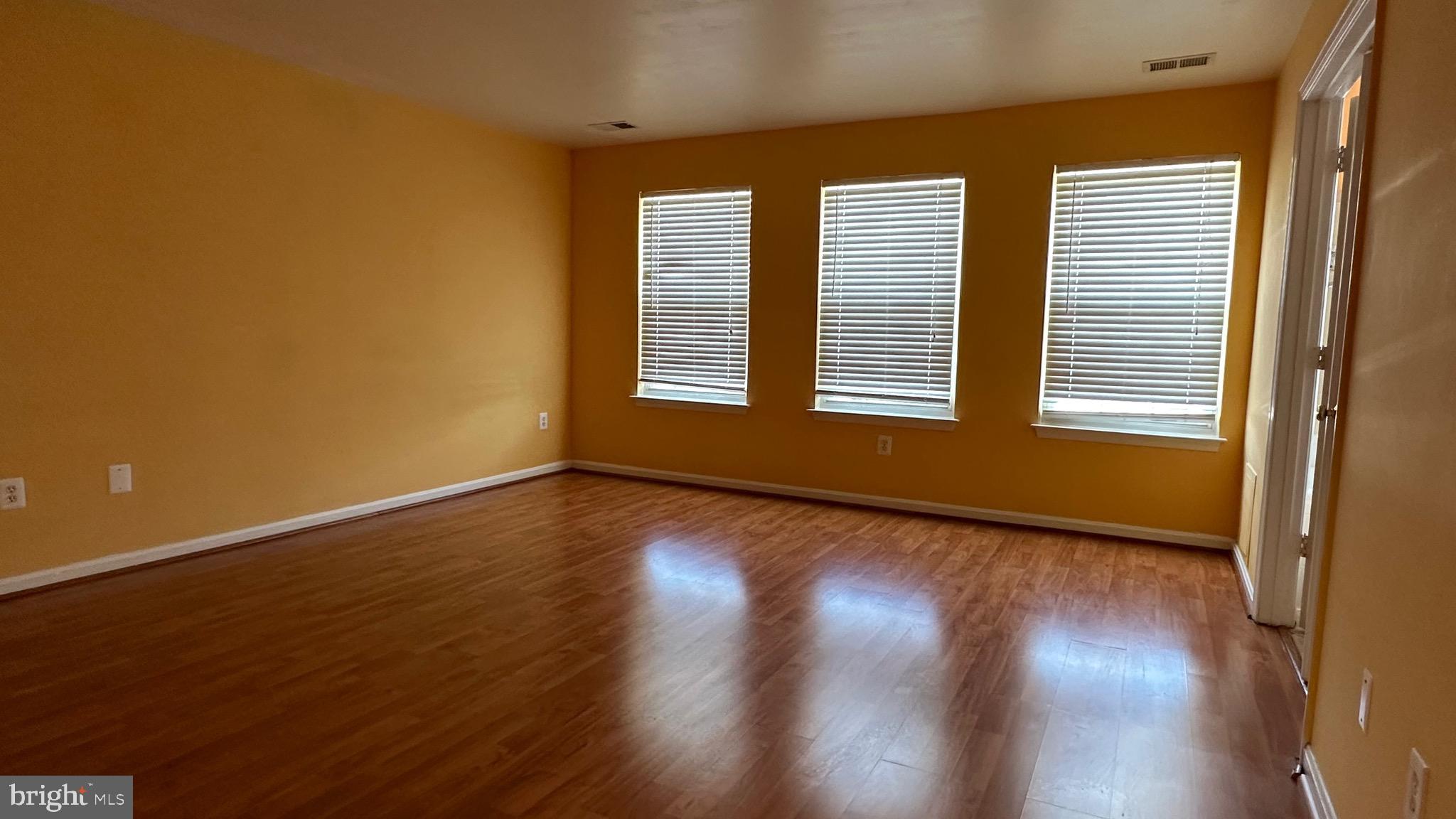 WELLINGTON TRACE - Residential Lease