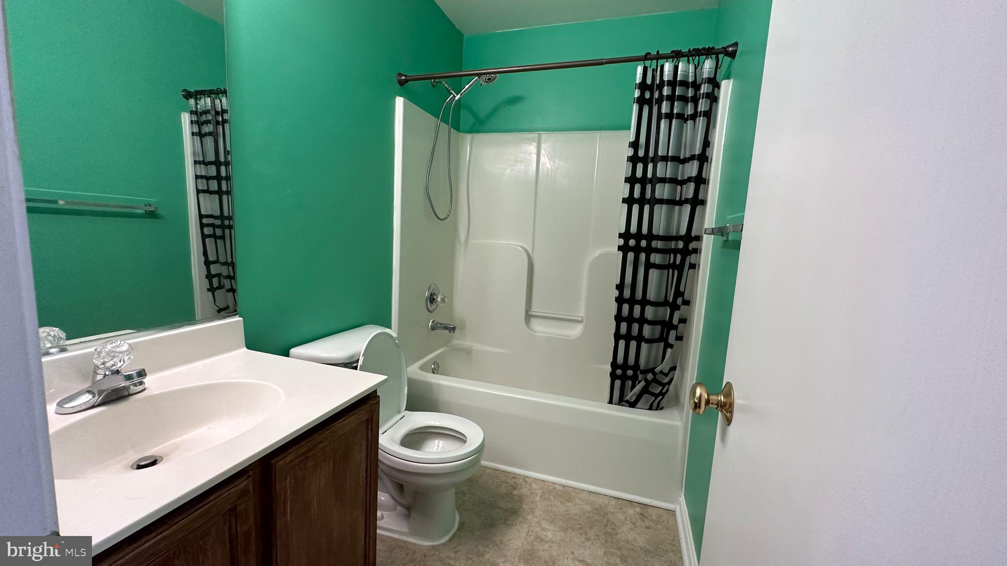 WELLINGTON TRACE - Residential Lease