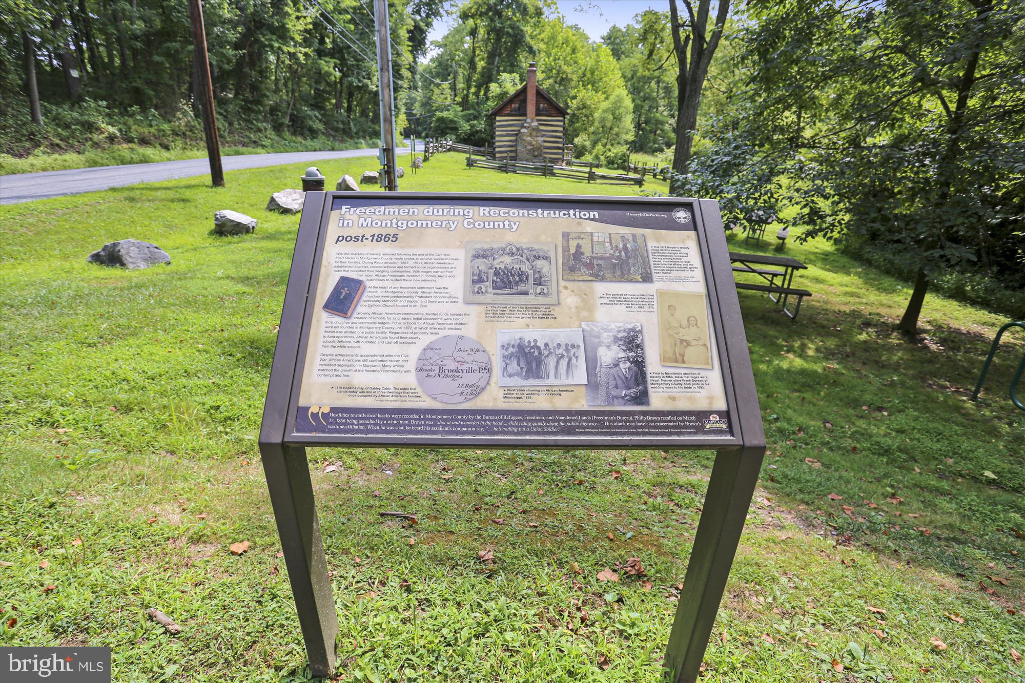 BROOKEVILLE KNOLLS - Residential